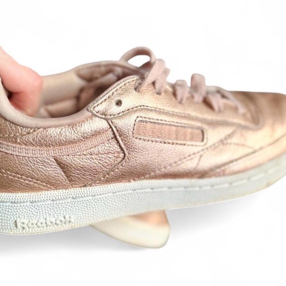 Reebok Club C 85 pink metallic leather trainers - Picture 5 of 8